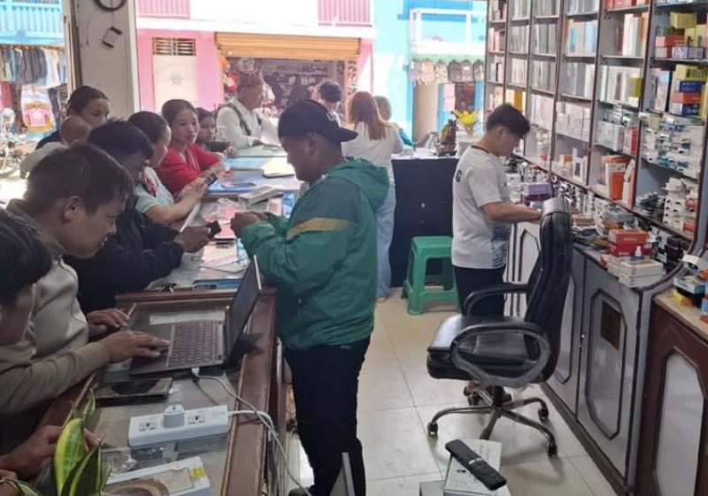   दिक्तेल बजारमा दसैँको चहलपहल बढ्यो, दैनिक लाखौँको आर्थिक कारोबार