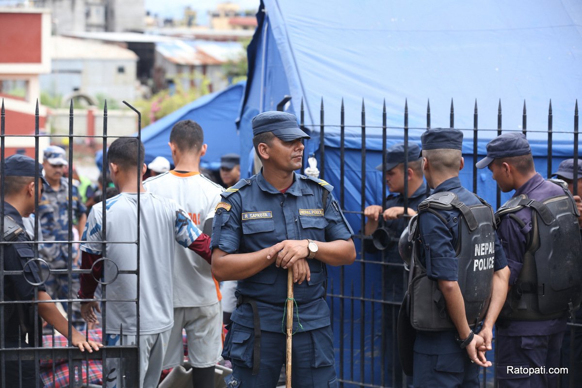 kirtipur-holding-center-police (15)