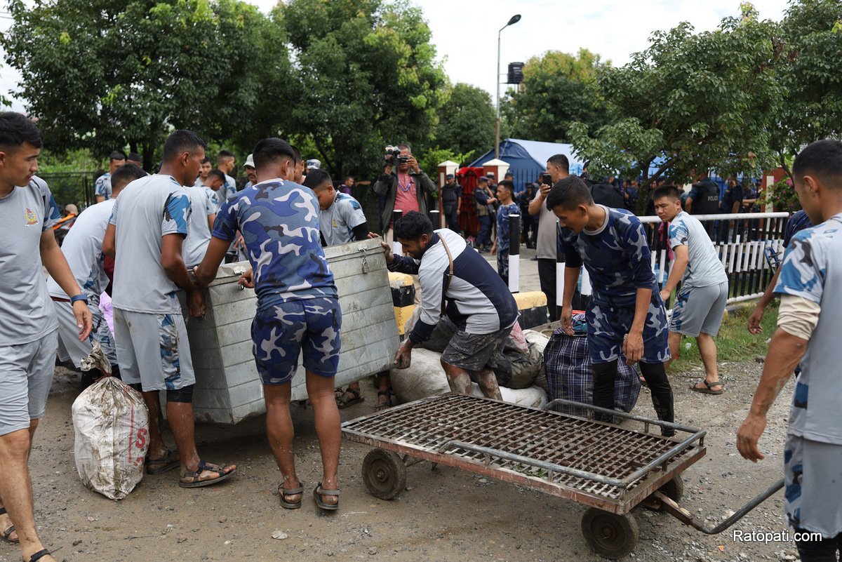 kirtipur-holding-center-police (2)