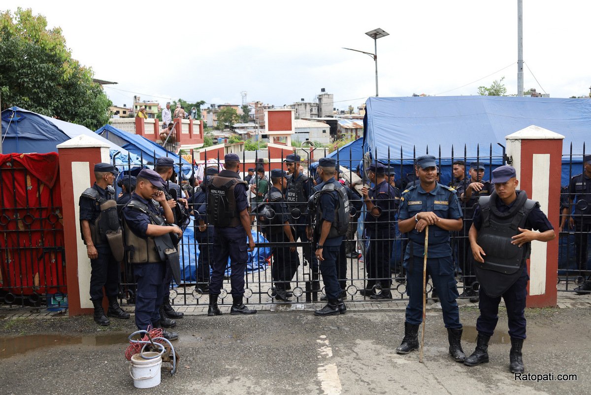kirtipur-holding-center-police (4)