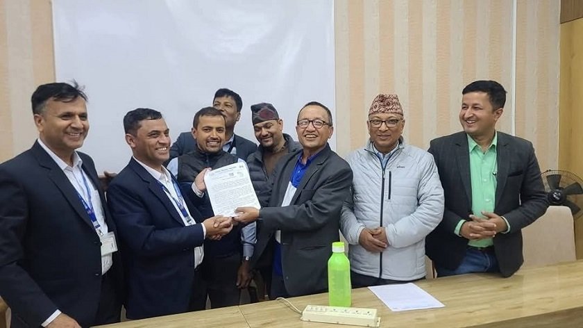 पाँच महिनादेखि तलब नपाएको भन्दै शिक्षकहरूले गराए काठमाडौँ महानगरको ध्यानाकर्षण