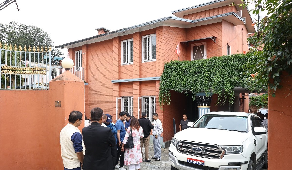   अनुशासन समितिको निर्णयबारे छलफल गर्न विशालनगरमा कांग्रेस इतर समूहको बैठक