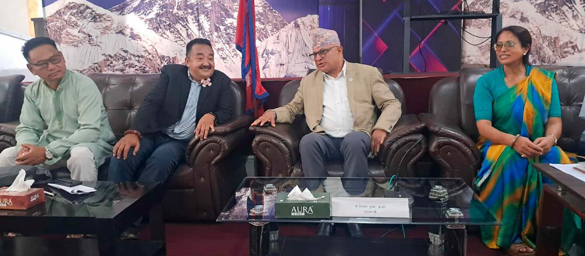 कोशीका मुख्यमन्त्री कार्कीद्वारा एकीकृत समाजवादीलाई पार्टी एकताको प्रस्ताव !