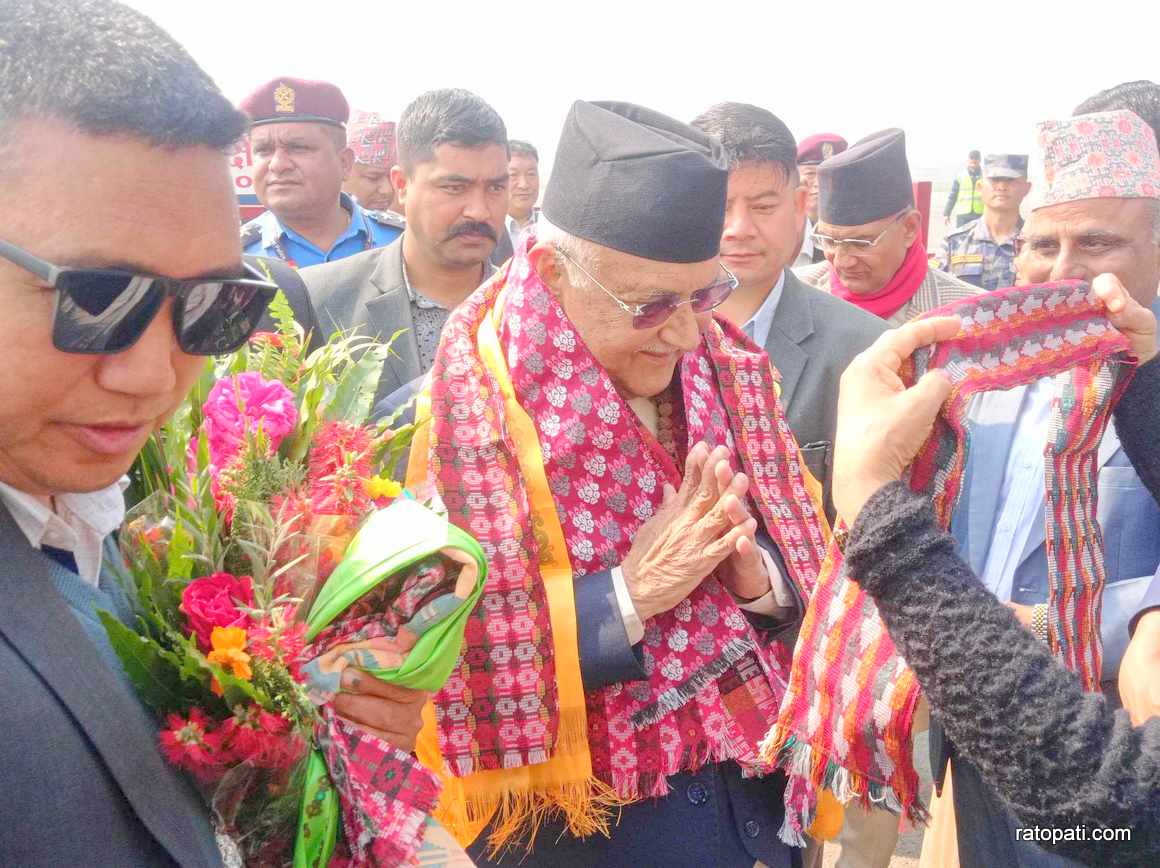   एमाले सरकार फेर्ने खेलमा छैन : अध्यक्ष ओली