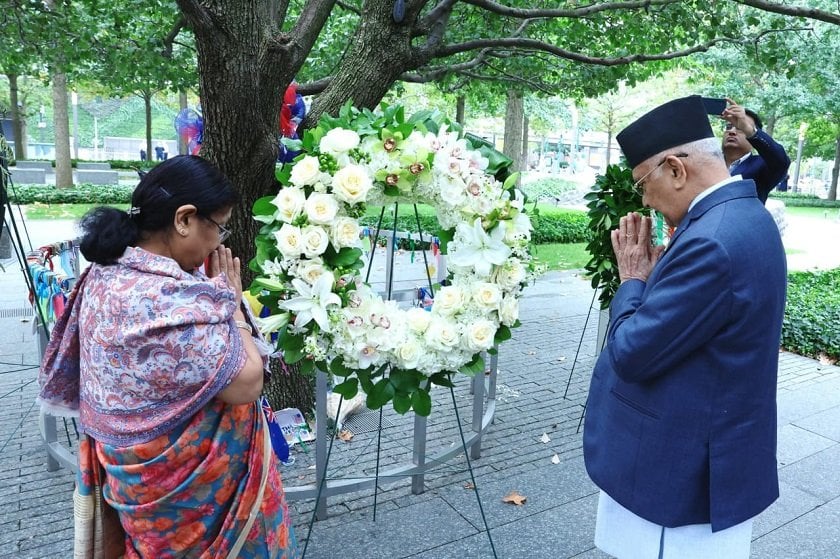 अमेरिकाको 'सेप्टेम्बर ११ राष्ट्रिय स्मारक केन्द्र' मा प्रधानमन्त्री ओलीले मृतकहरूप्रति व्यक्त गरे श्रद्धाञ्जली