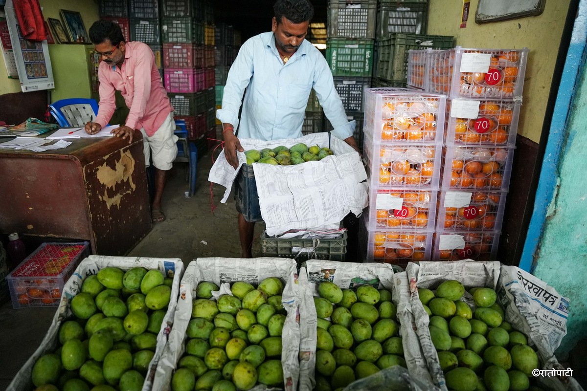 Kuleshwor Market_Mango (9)
