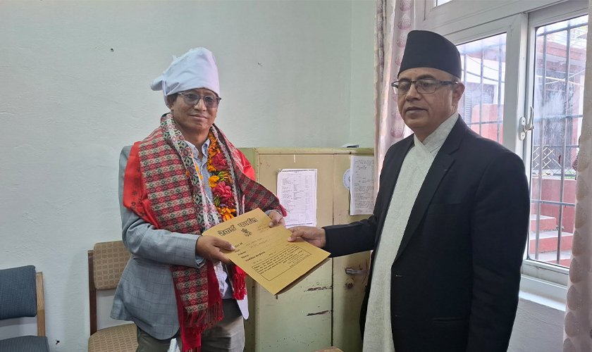   लमजुङमा पृथ्वीसुब्बा र गमप्रसादसहित १२ जनाको उम्मेदवारी