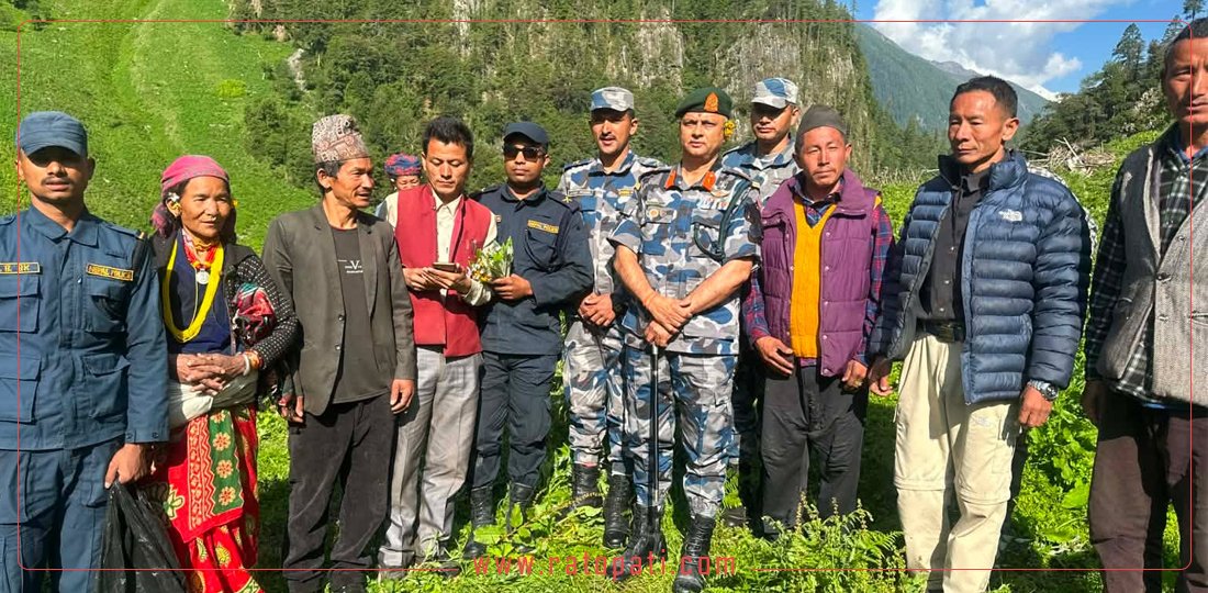 बाजुराको लाम्पाटामा हेलिकाेप्टरबाट पठाइयो सशस्त्रको बन्दोबस्ती सामान