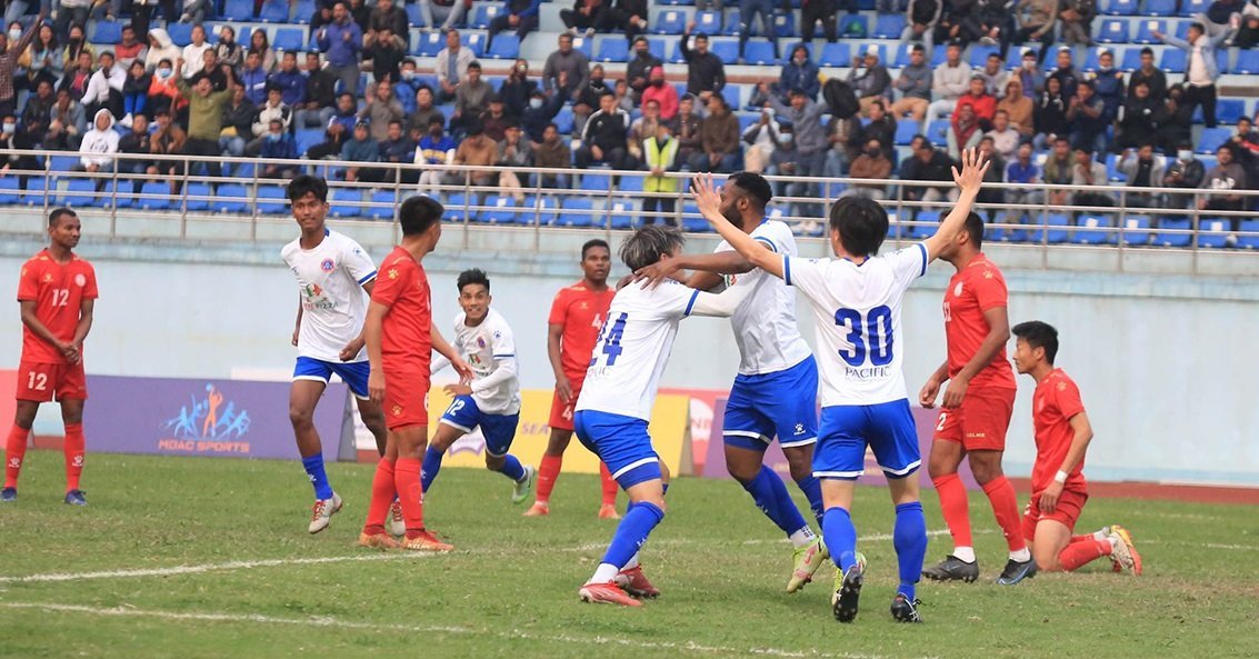 league game photo