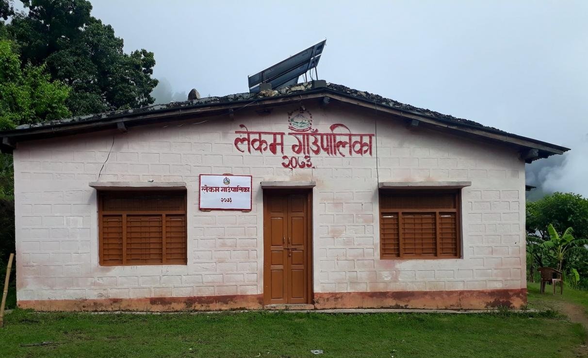 शिक्षा अधिकृत ओझाको निधनमा लेकम गाउँपालिकामा शोक बिदा