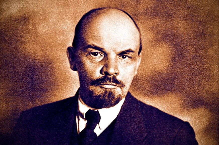 Lenin_in_1920