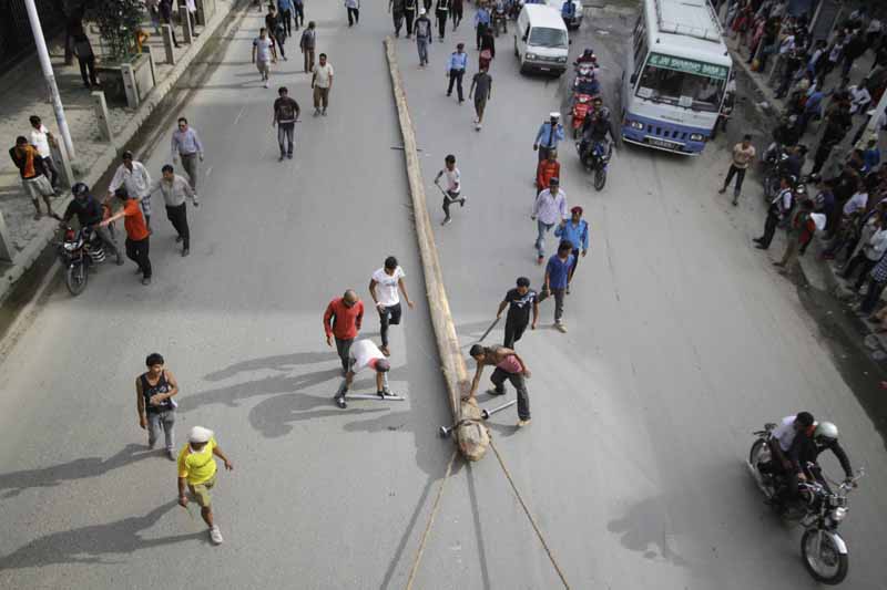   इन्द्रजात्राको लिङ्गो भोटाहिटी पुर्‍याइयो