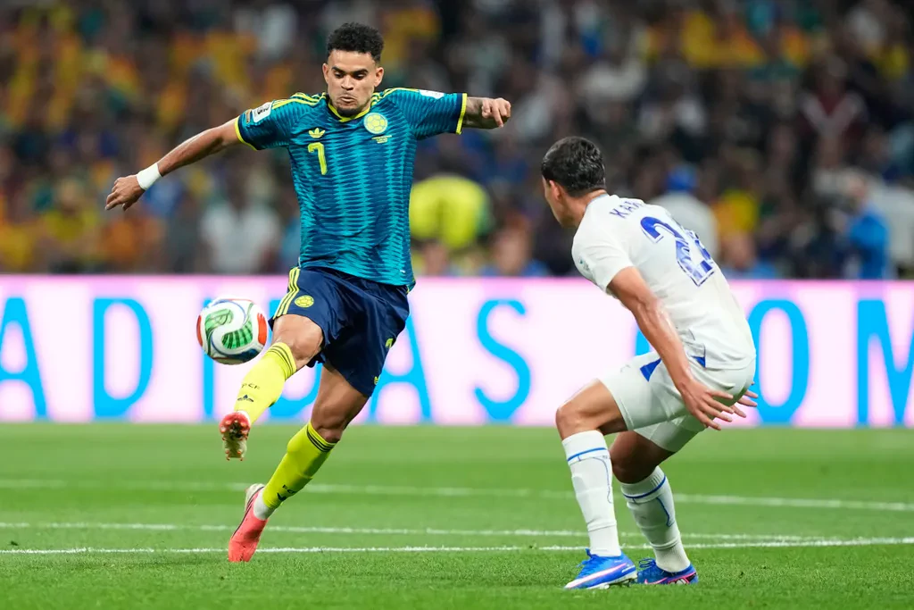 luis diaz 4