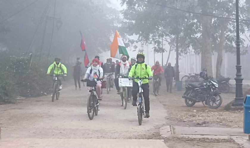 शान्तिको सन्देश दिन लुम्बिनीदेखि कुशीनगरसम्म साइकल यात्रा