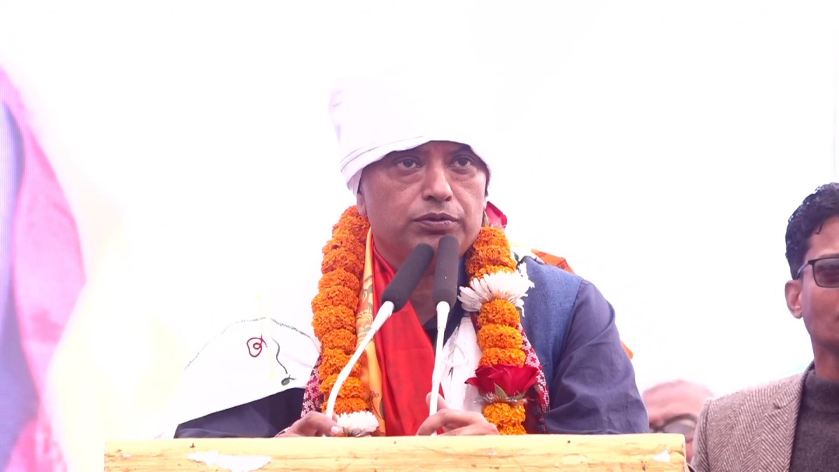 Nepali Congress President Thapa Pledges to Investigate Former PM Deuba's Assets If Party Forms Government