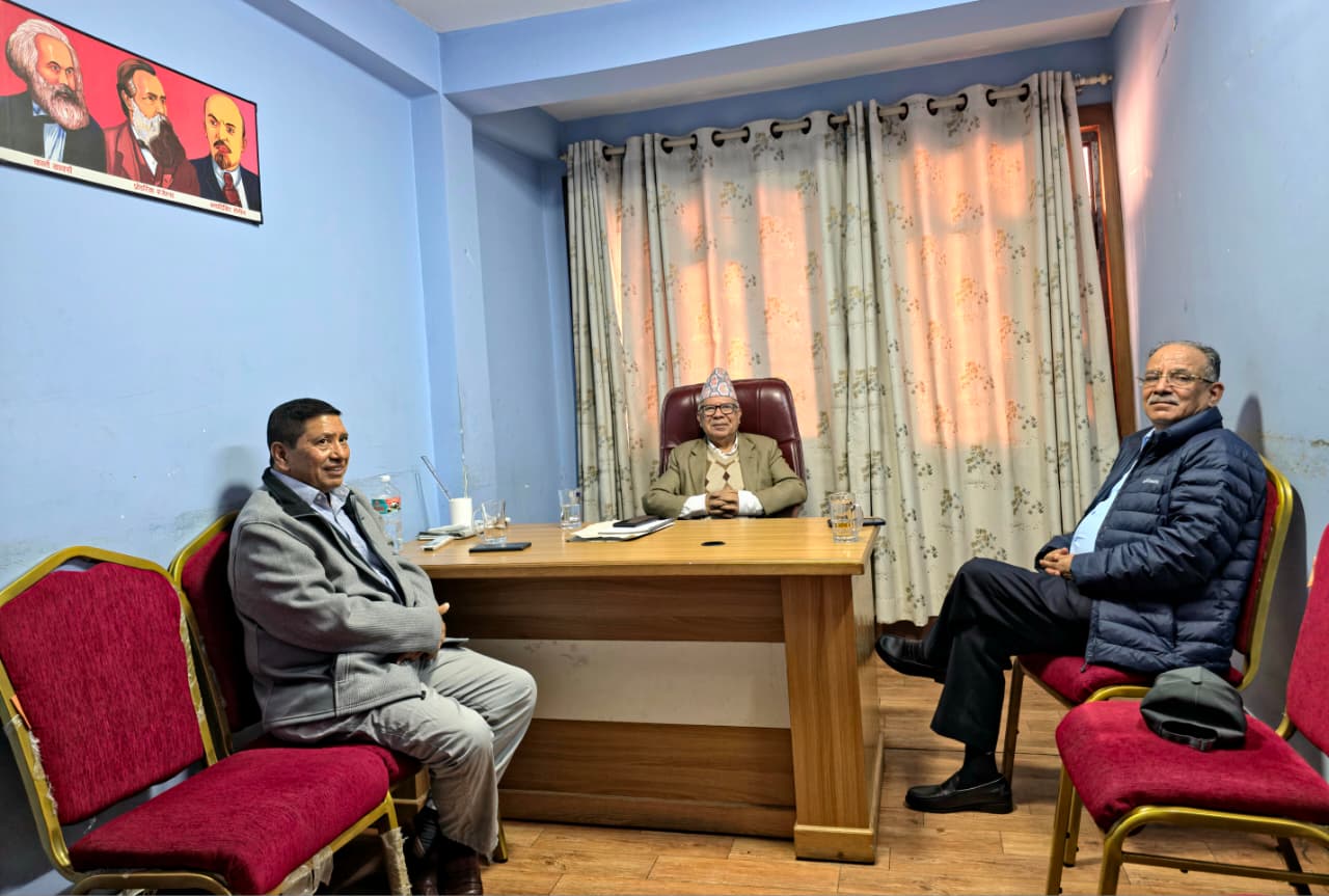 प्रचण्ड र माधवबिच छलफल