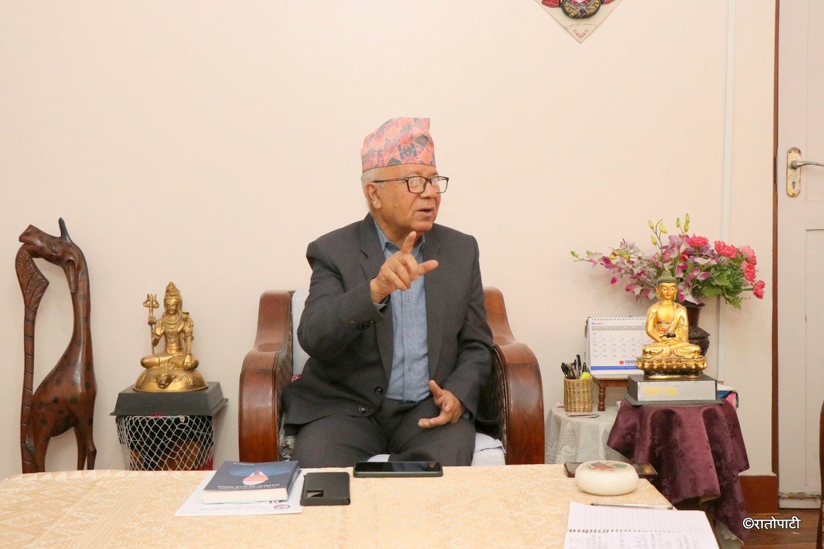 madhav nepal (1)