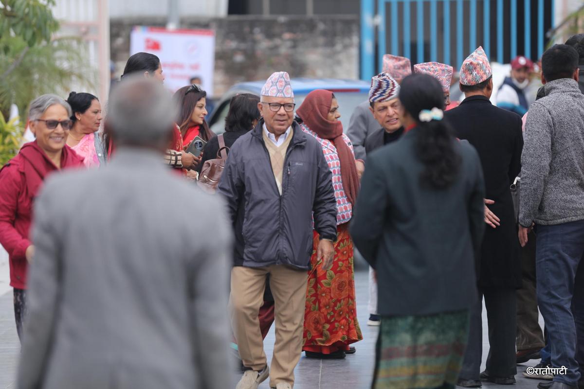 madhav nepal (3)