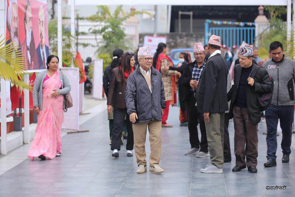 madhav nepal (4)