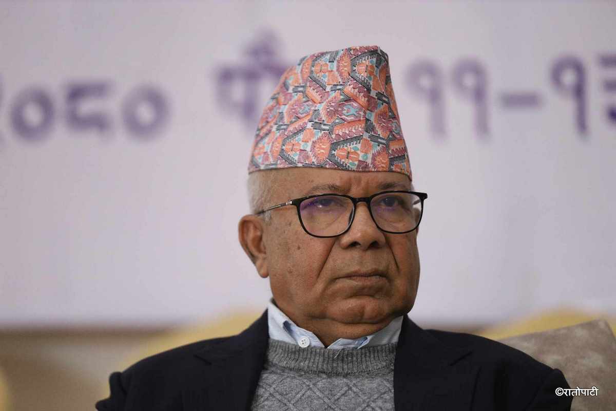 देशी–विदेशी प्रतिक्रियावादी शक्तिहरुले मुलुकमा षड्यन्त्रका तानाबाना बुनिरहेका छन् : माधव नेपाल