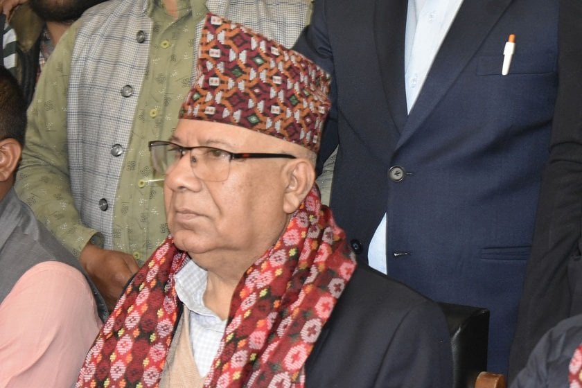 हामीले चाहेमा मुलुकको राजनीतिक कोर्ष नै चेन्ज गर्न सक्छौं : माधव नेपाल