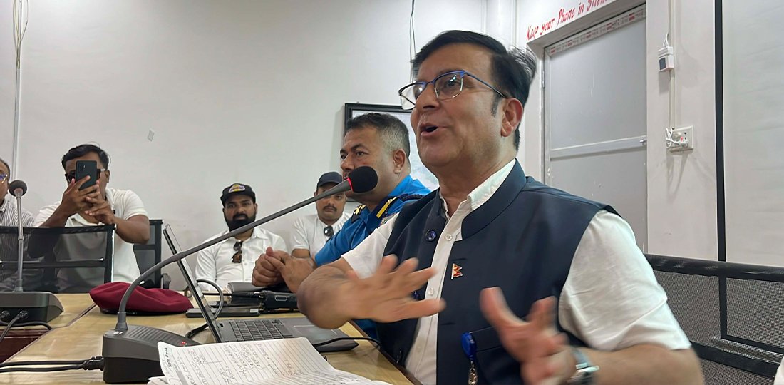 मकवानपुरका सीडीओले भनेः चिकित्सकको पर्चाबिना औषधि नबेच्नू