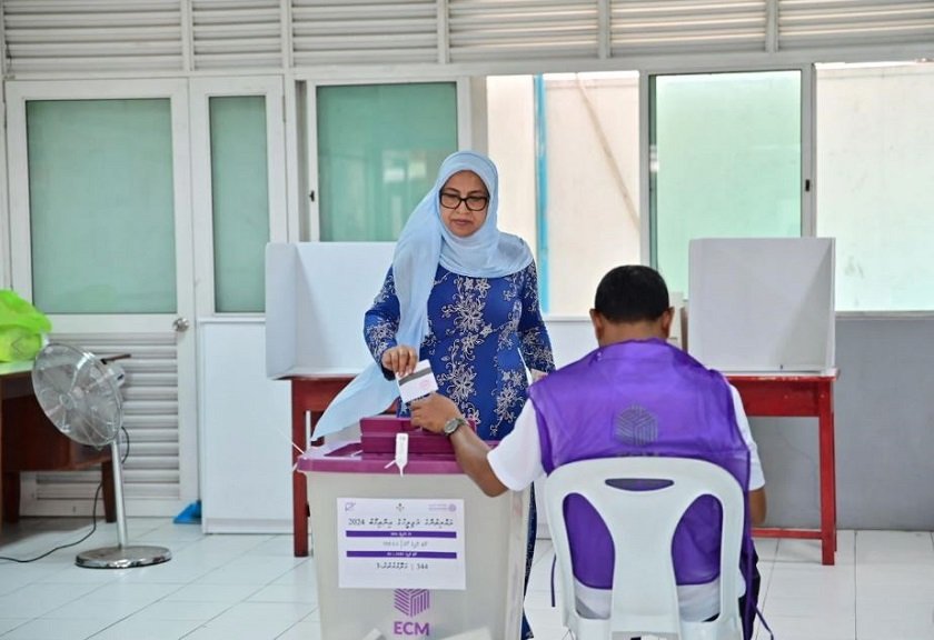 माल्दिभ्समा संसदीय चुनावको मतदान