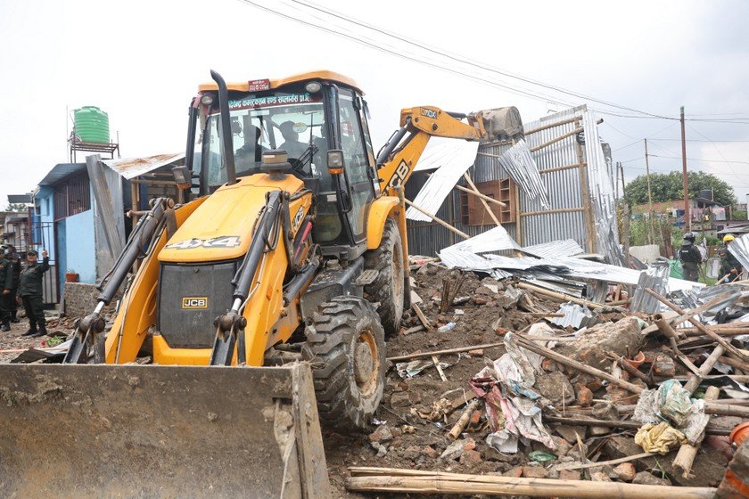 manohara-basti-dozer (3)