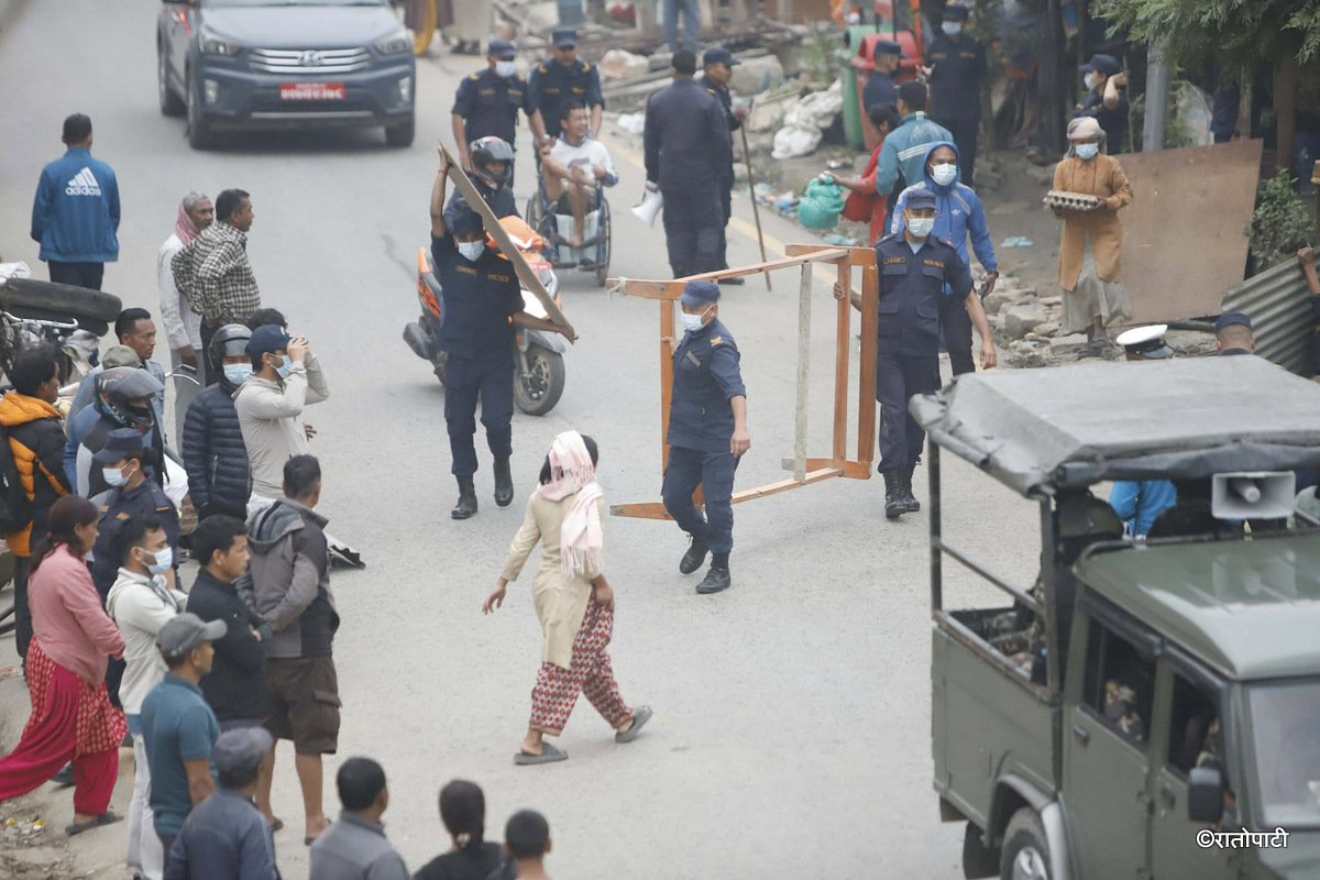 manohara police help (5)