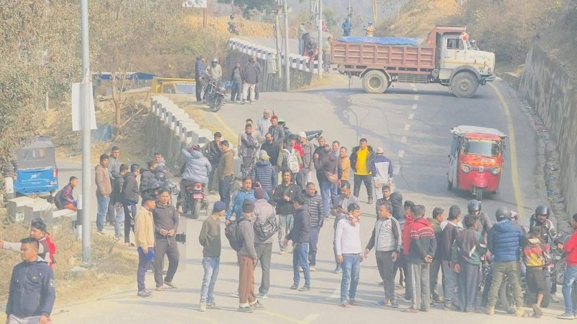 रामेछाप दुर्घटना : सहमतिपछि मृतकका आफन्त शव बुझ्न तयार