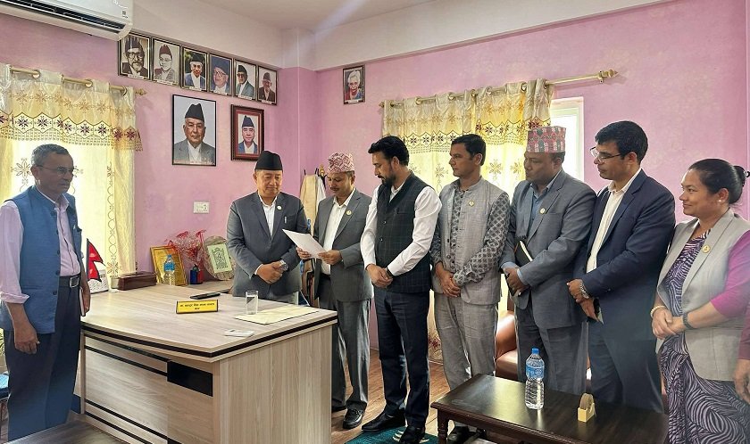 कस्तो नीति तथा कार्यक्रम ल्याउने ? बागमती सरकारलाई माओवादीले दियो यस्तो सुझाव