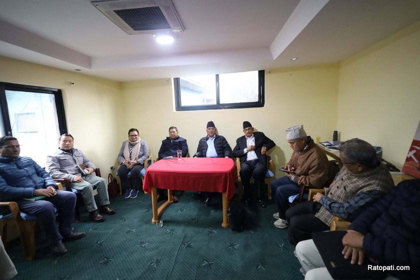 maoist-sachibalaya-meeting (1)