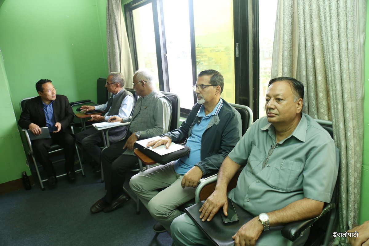 maoist standing committee meeting (5)