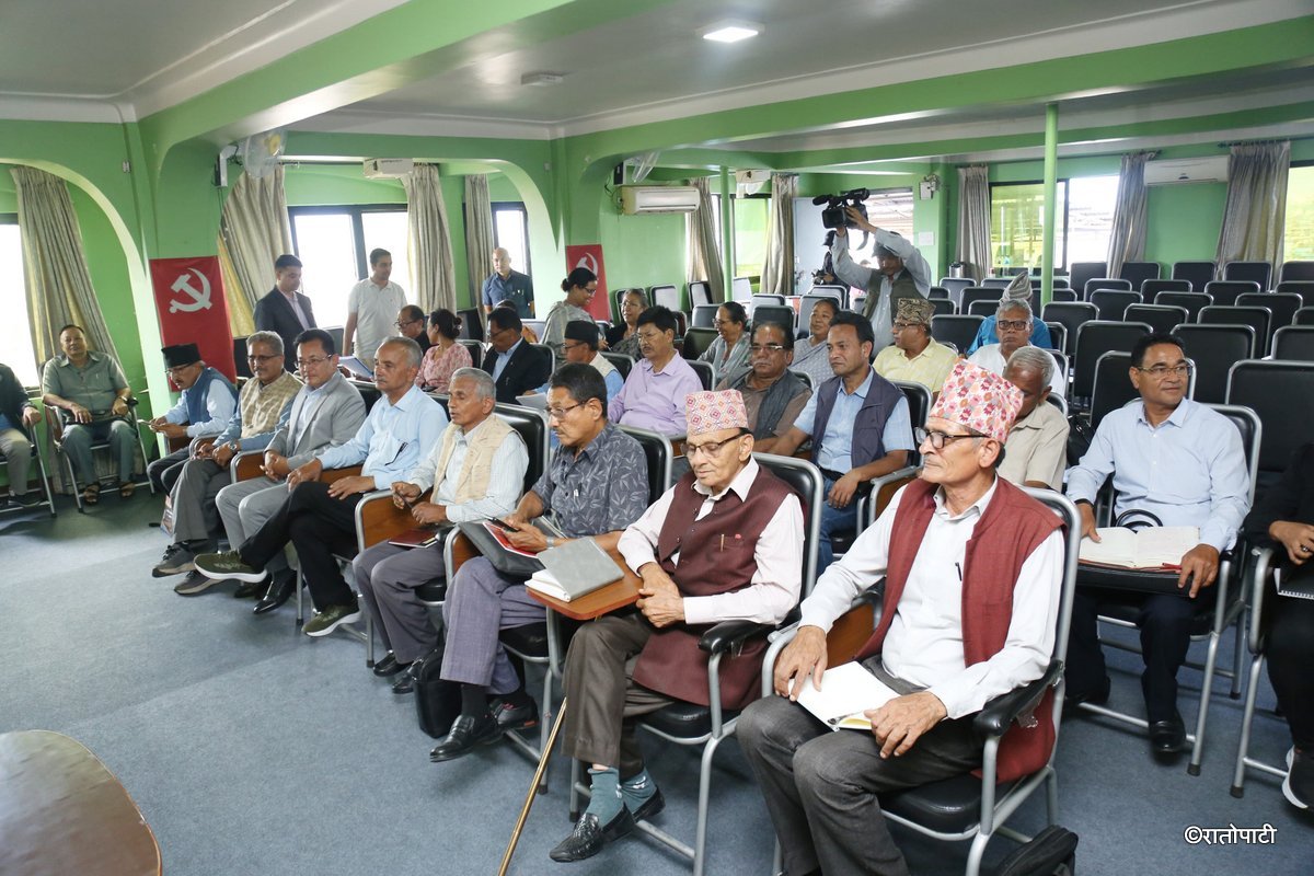 maoist standing committee meeting (7)