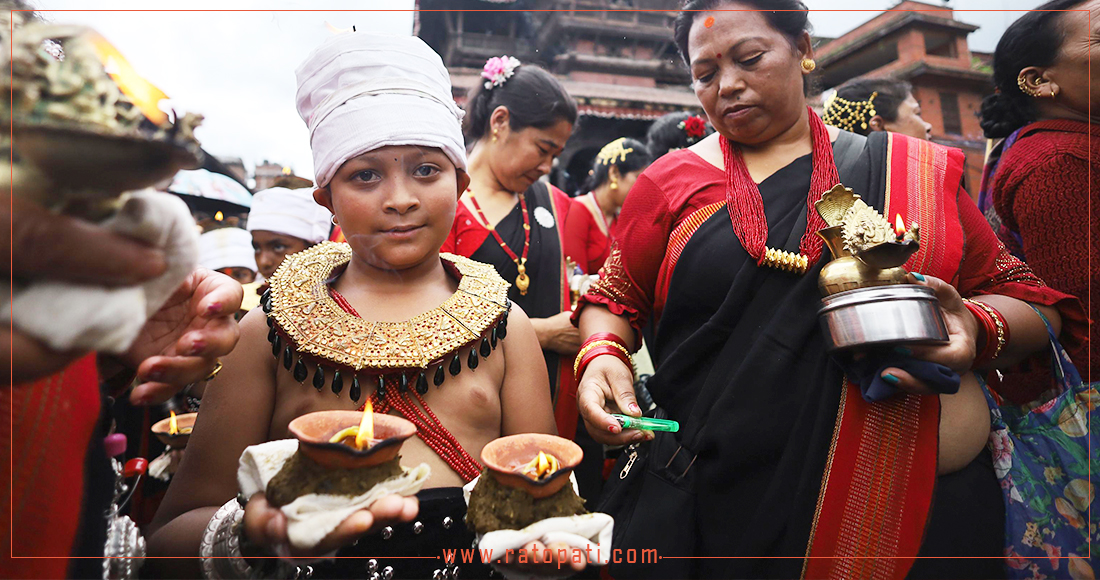   भक्तपुरमा श्रीकृष्ण जन्माष्टमीमा नारायण दीप यात्रा, तस्बिरहरू