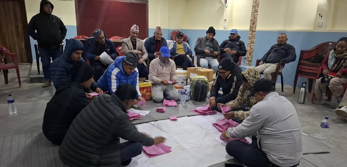मतपेटिका हराएपछि तनहुँ-१ मा केन्द्रको हस्तक्षेप, सहमतिमै चुनिए एमालेका प्रतिनिधि