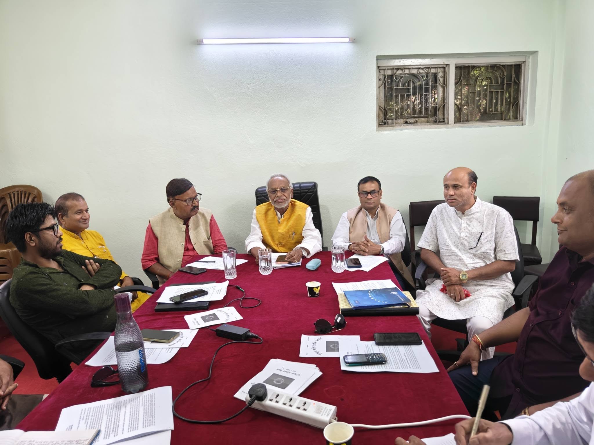 पार्टीको भावी रणनीति तय गर्न राष्ट्रिय मुक्ति पार्टीको बैठक
