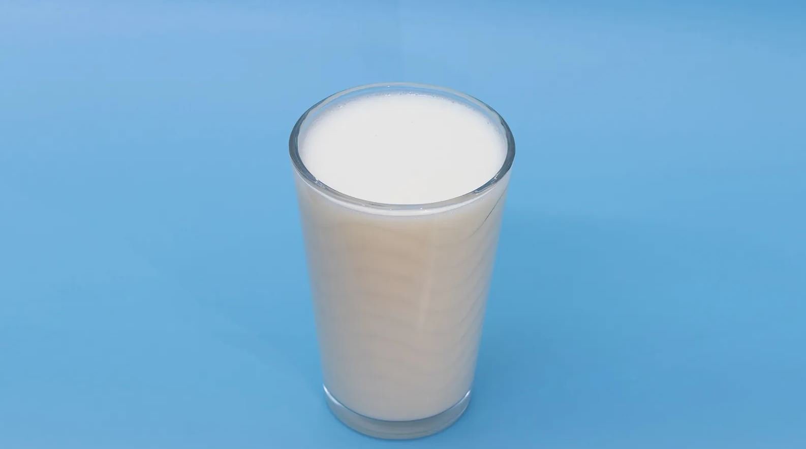 विश्व दूध दिवस : गाईको वा अरू कुनै दूध, कुन हो राम्रो ?