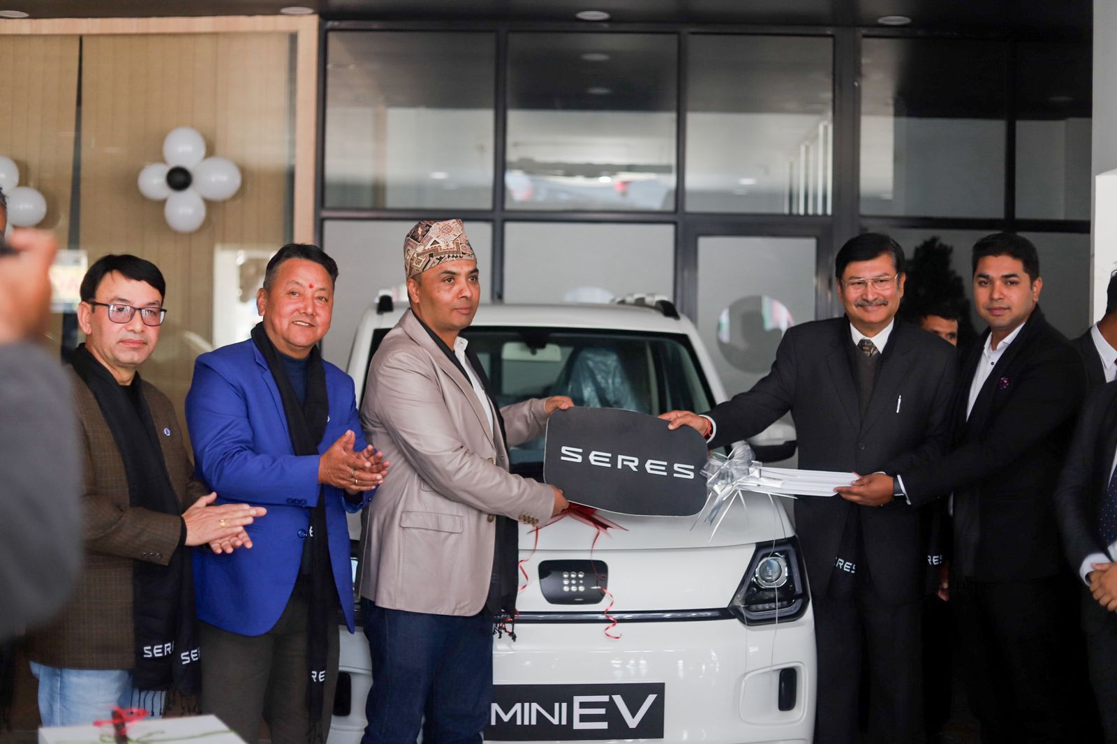   सेरेसको थ्री एस सुविधासहितको शोरुम पोखराको नागढुंगामा