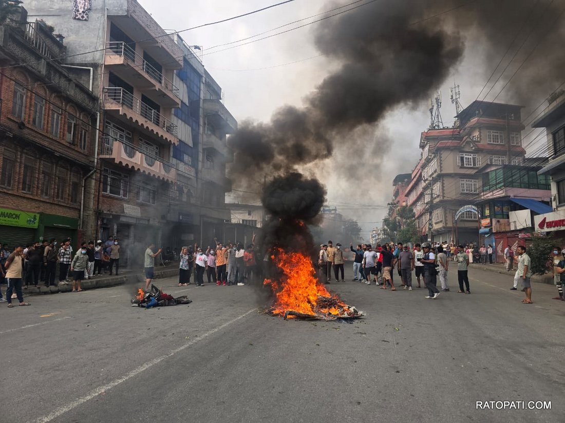 monday protest (3)