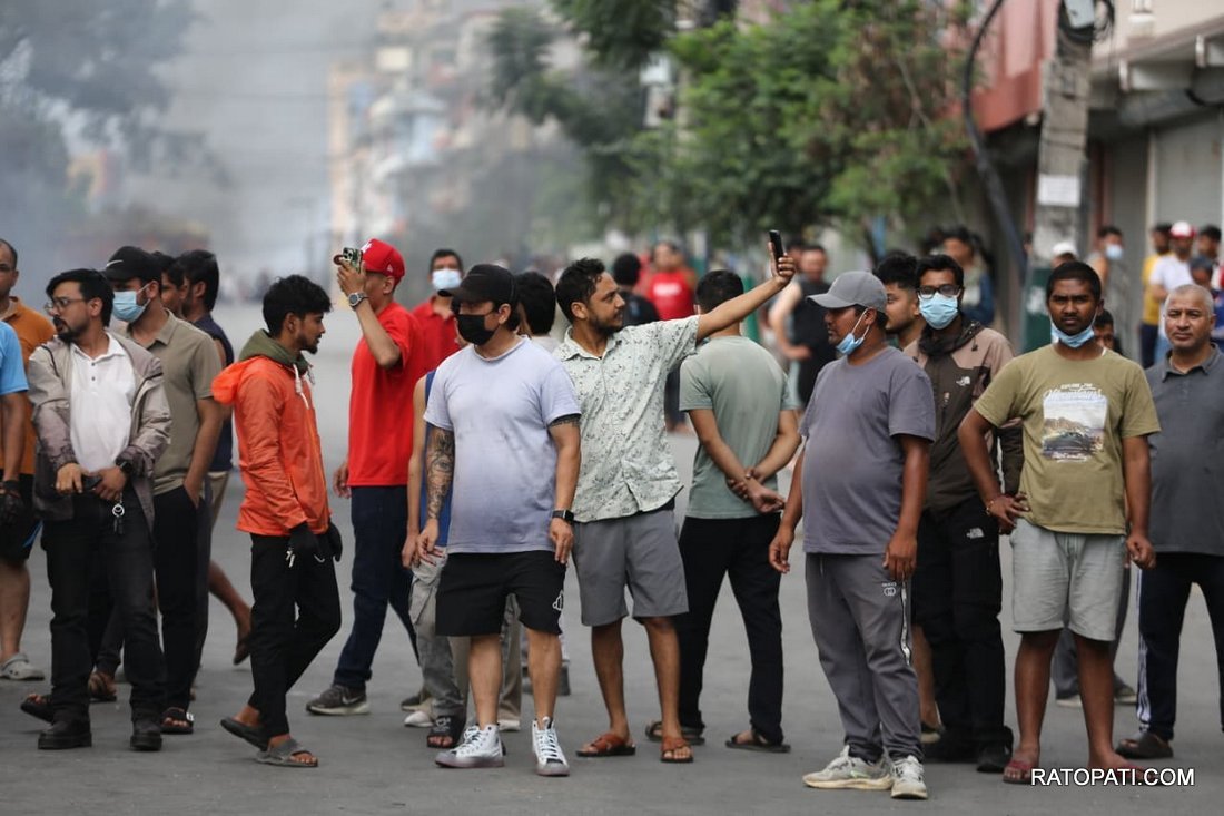 monday protest (9)