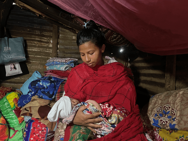   अन्तरजातीय विवाहको चोट खेप्दै मनिका
