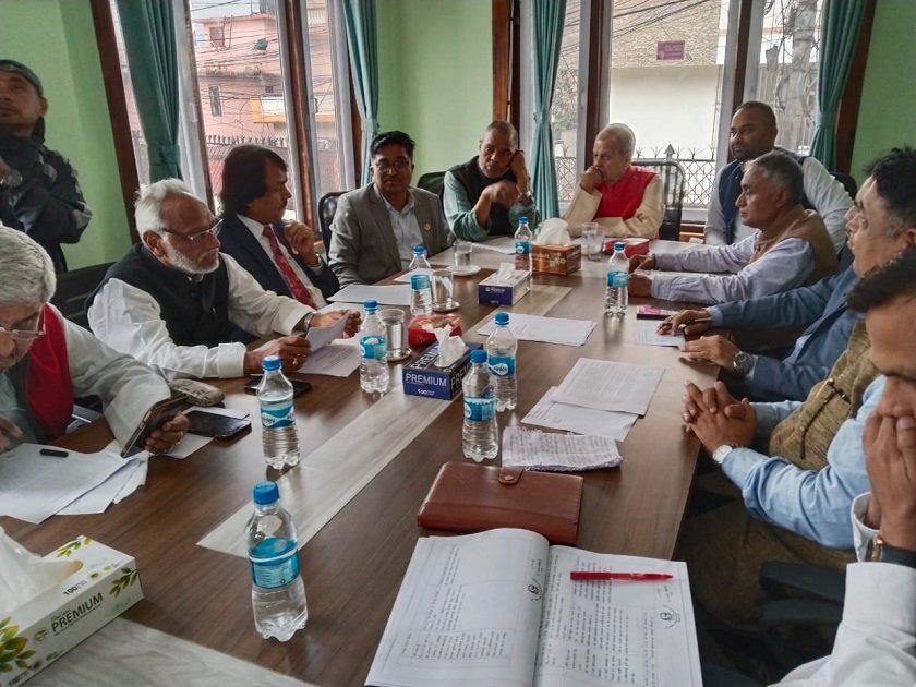 जनमत पार्टीको कार्यालयमा लोकतान्त्रिक मोर्चाको बैठक