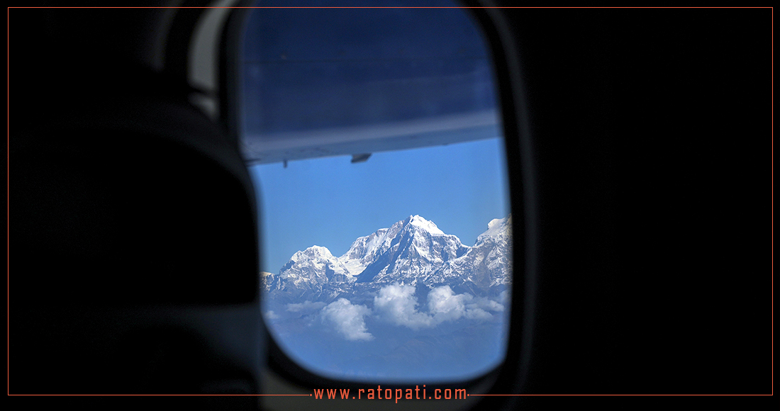   काठमाडौँदेखि धनगढीसम्म हिमालै हिमालको भव्य दृश्य