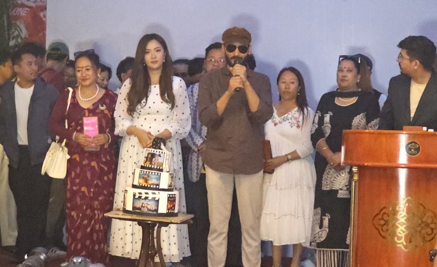   ‘ऊनको स्वीटर’ले सेलिब्रेसन गर्यो ५१औं दिनको खुसी
