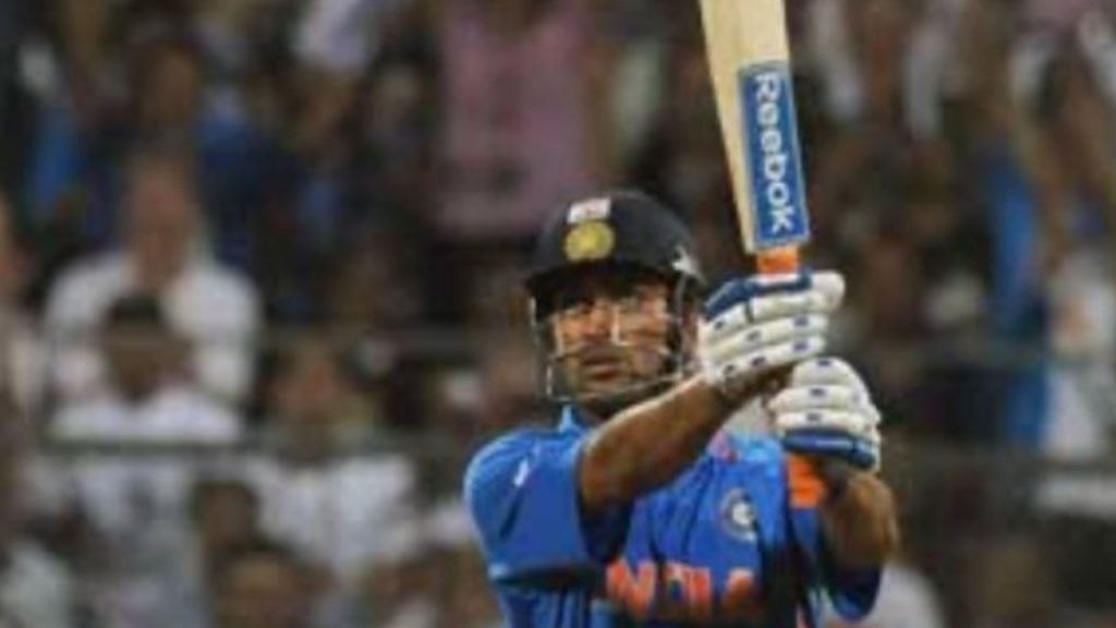 MS Dhoni 2011 World Cup six Hitting Bat