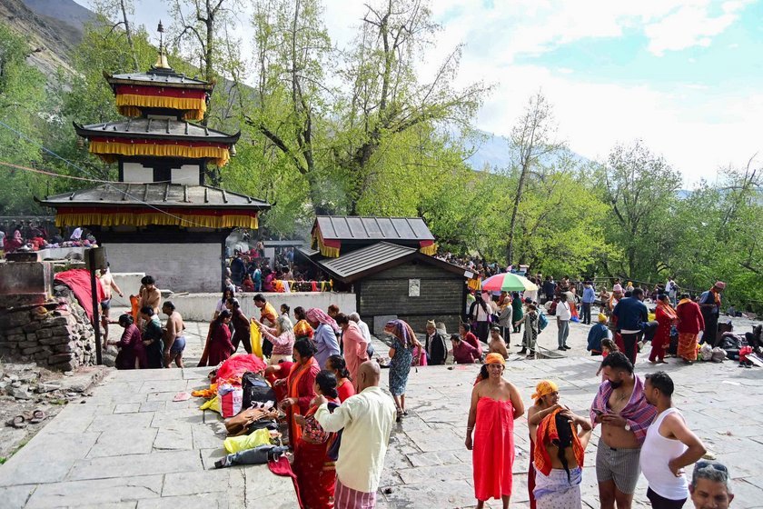 मुक्तिनाथमा नेपालदेखि भारतसम्मका श्रद्धालु (तस्बिरहरु)