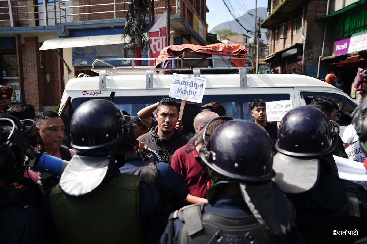 Naagdhunga Tunnel protest_-35