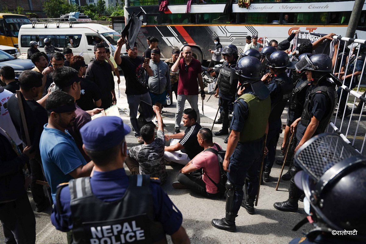 Naagdhunga Tunnel protest_-39