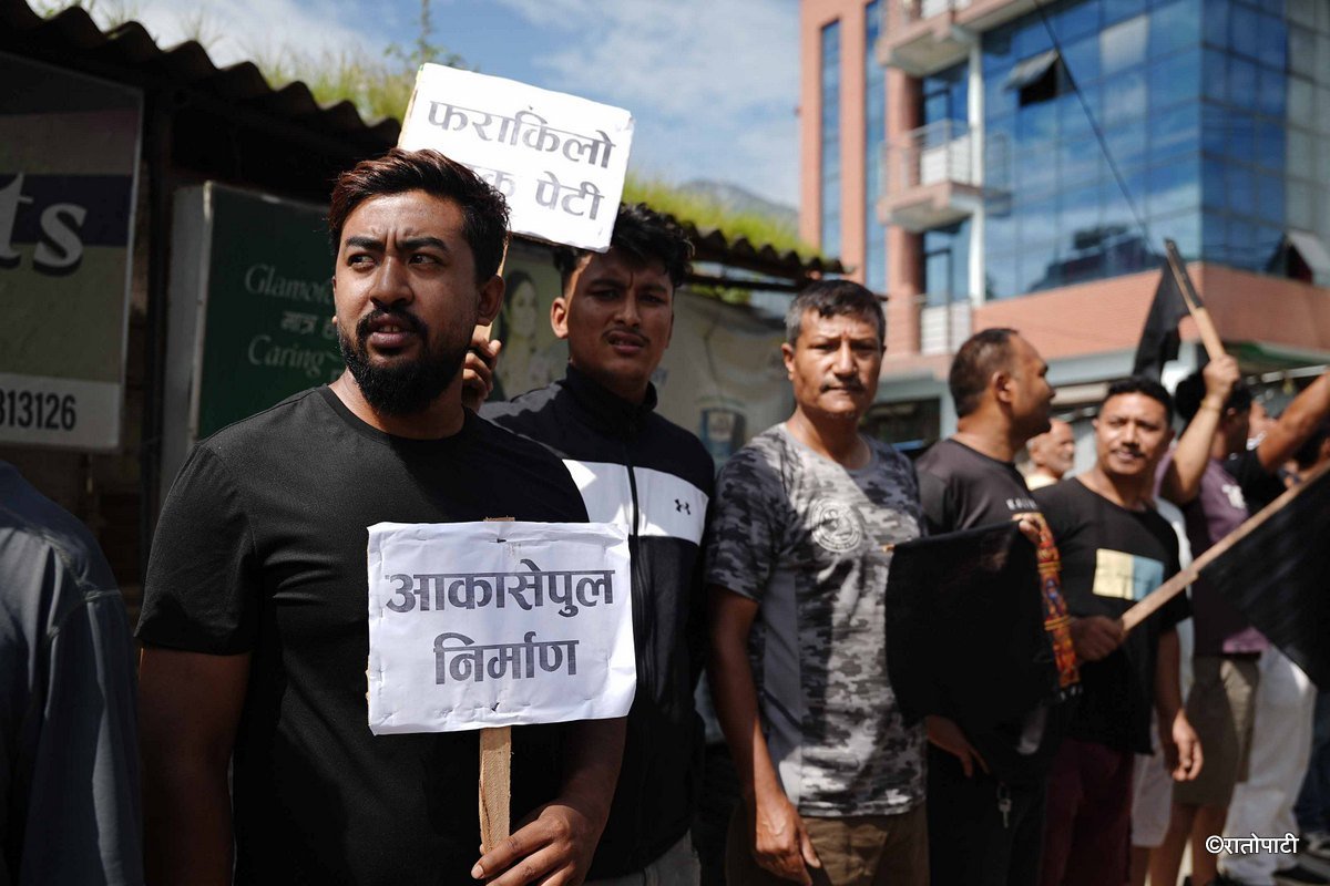 Naagdhunga Tunnel protest_-42